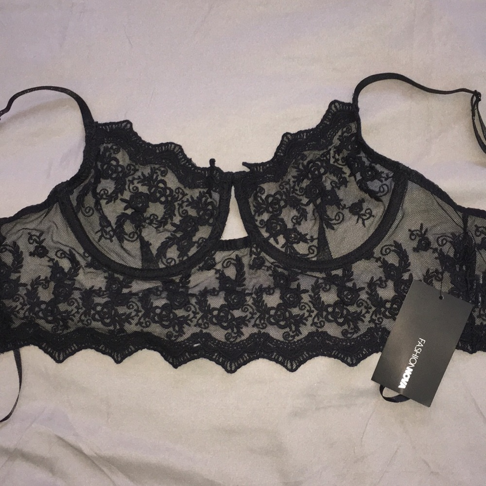 Fashion Nova Bralette